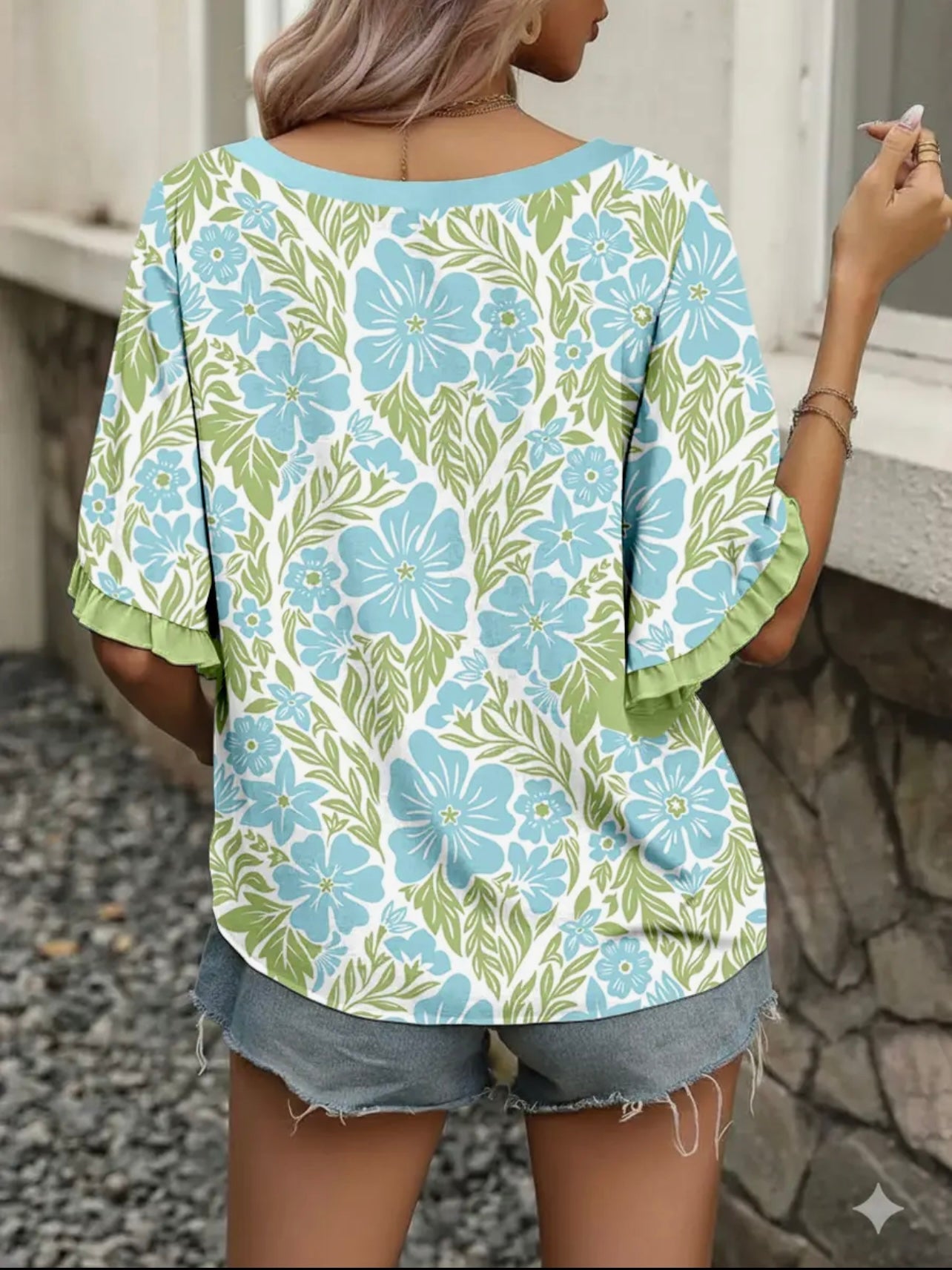 Blue and Green Decorative Ruffle Sleeve Top