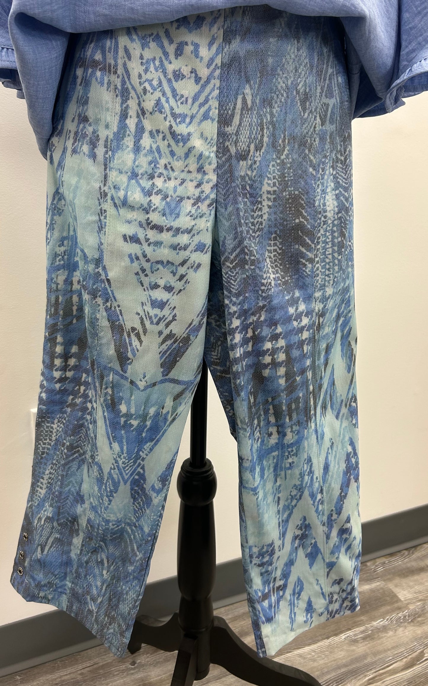Blue Print Capri