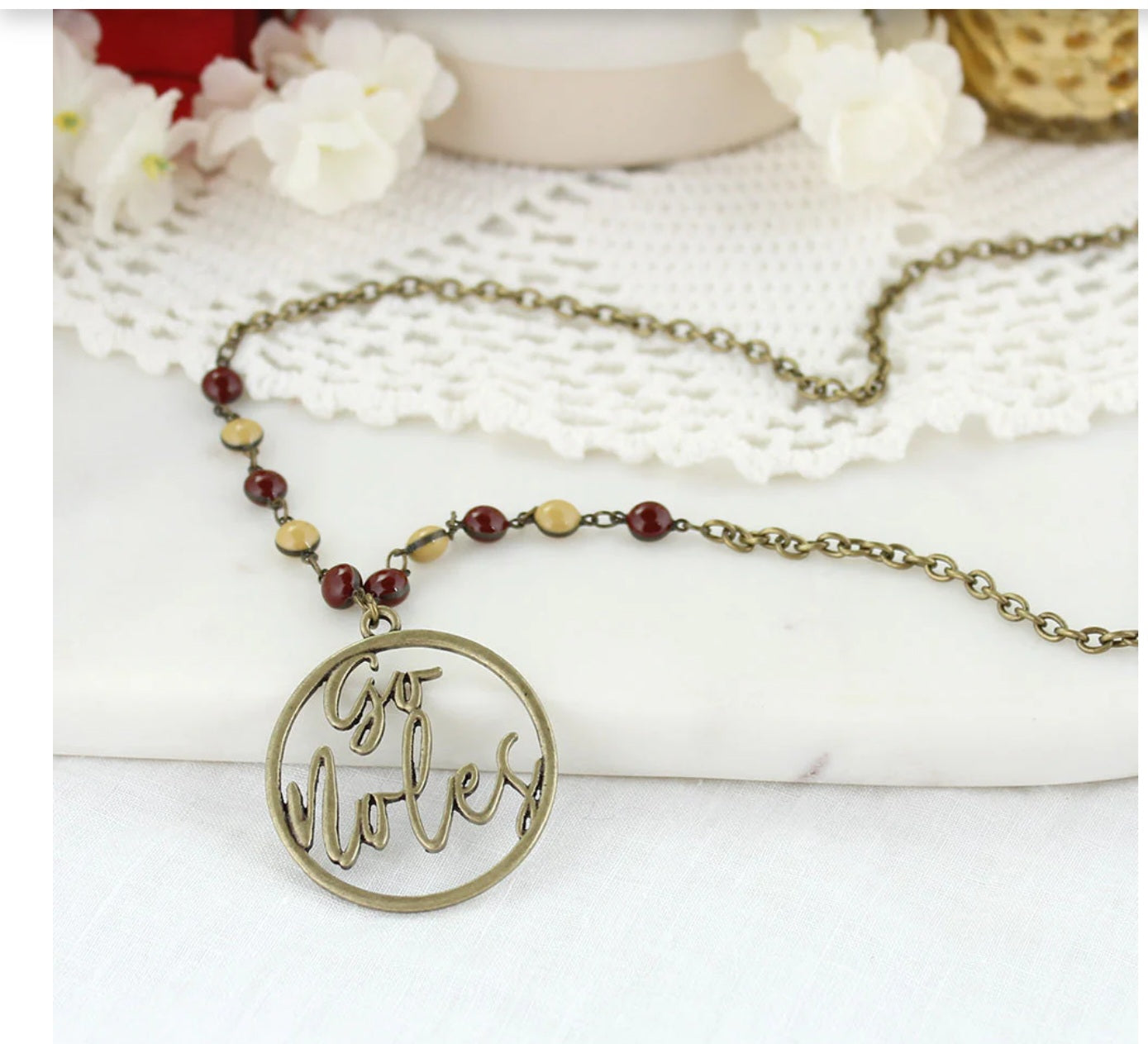 Seasons Jewelry Florida State Seminoles FSU Vintage Style Cutout Slogan Necklace