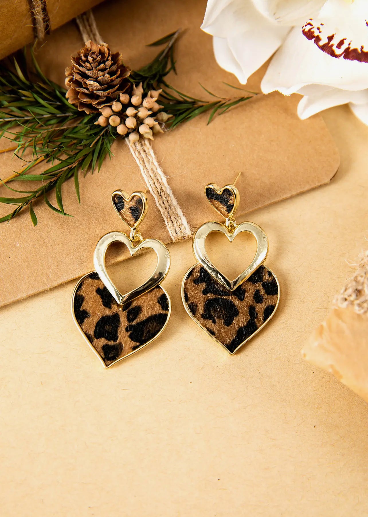 Heart-Shaped Leopard Print Cutout Pendant Earrings
