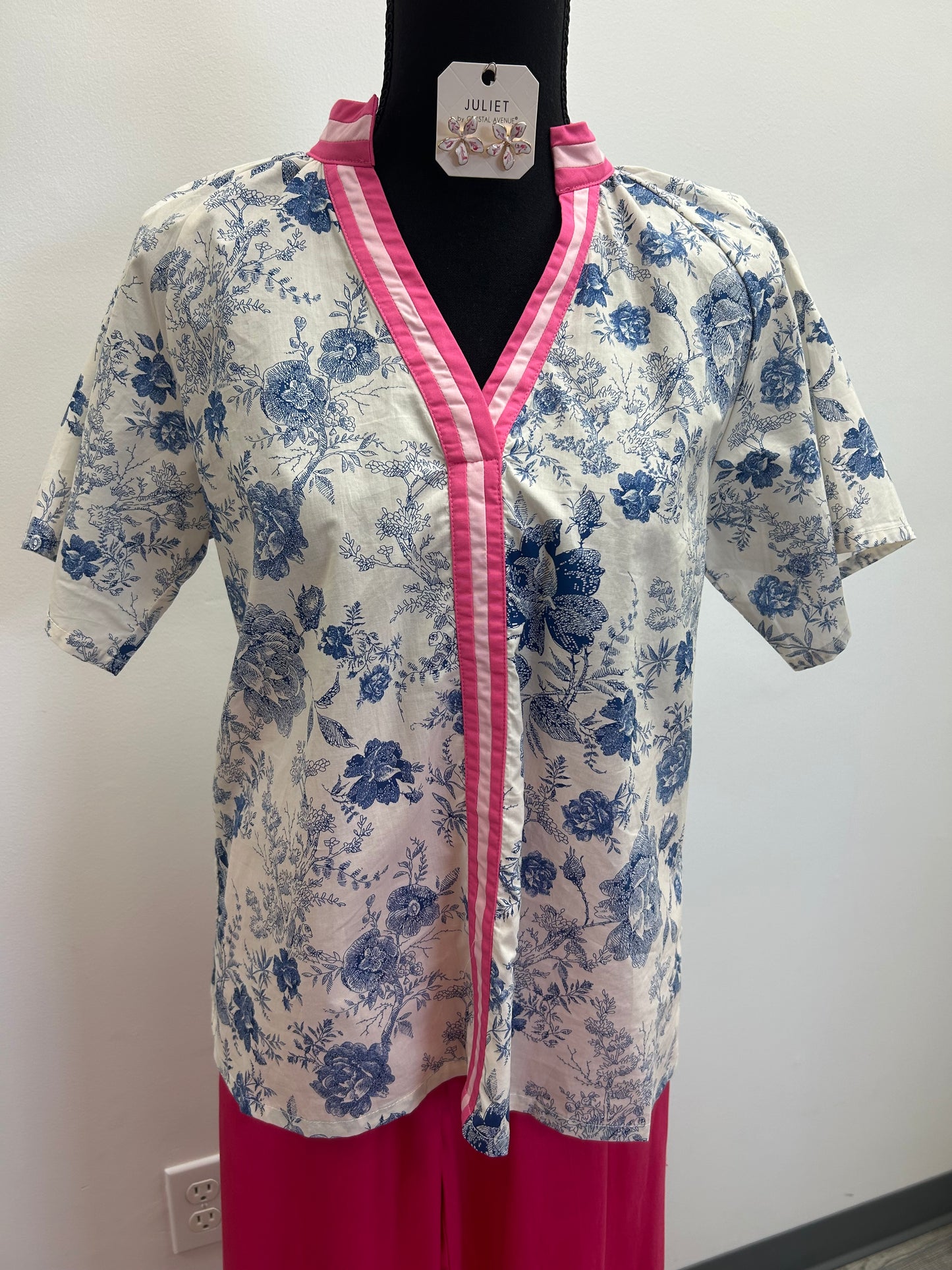 Blue and White Floral Top with Pink Collar