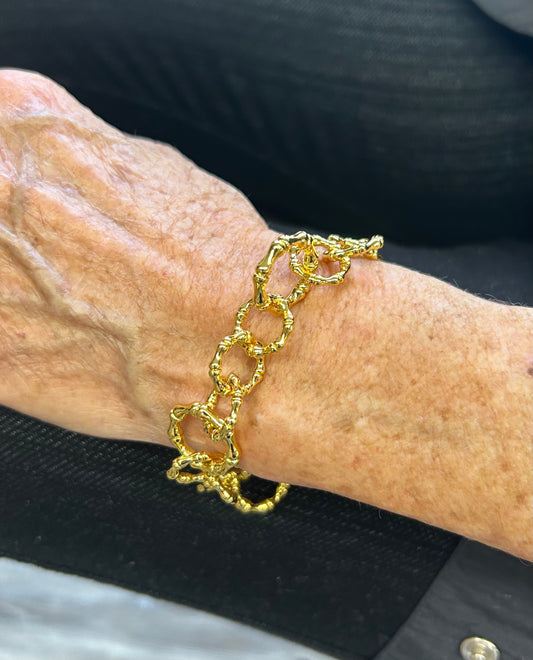 Artfully Linked Bracelet