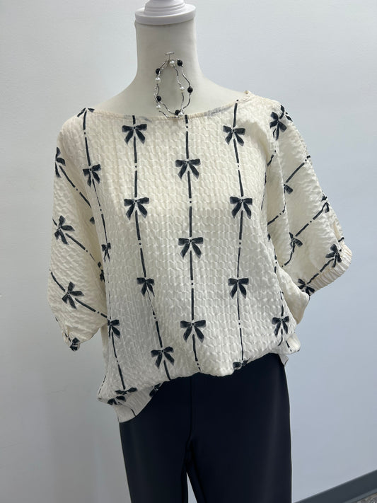 Bow Print Puff Sleeve Top