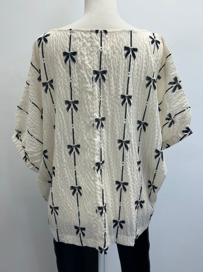 Bow Print Puff Sleeve Top