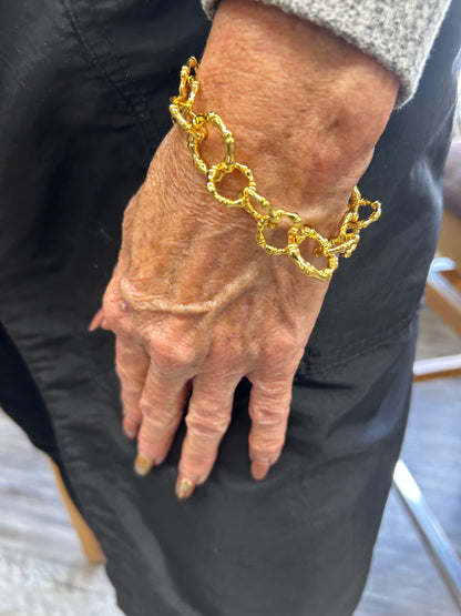 Artfully Linked Bracelet