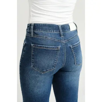 Cuff Jeans with Frayed Hem