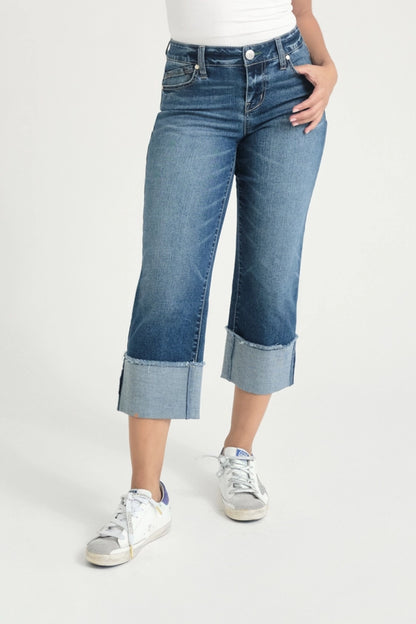 Cuff Jeans with Frayed Hem